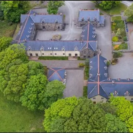 بيت للعطل 7 Clos Na Feirme Four Bedroom House With Hot Tub