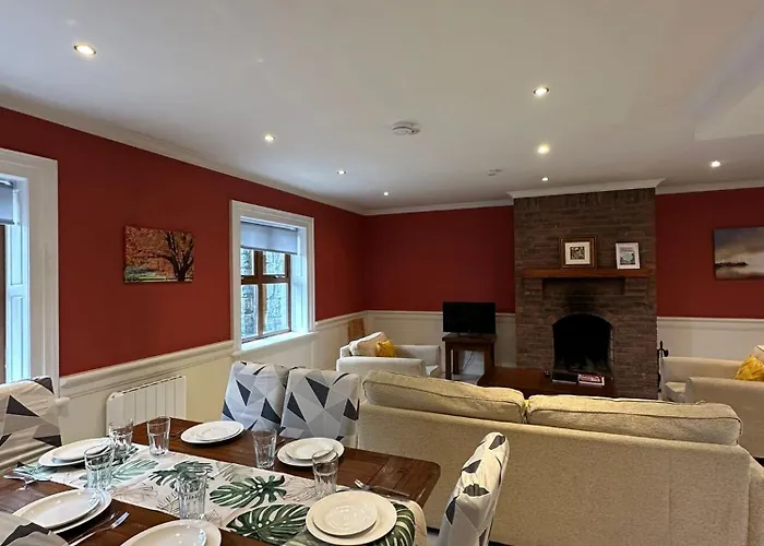 Сasa de vacaciones 7 Clos Na Feirme Four Bedroom House With Hot Tub Galway