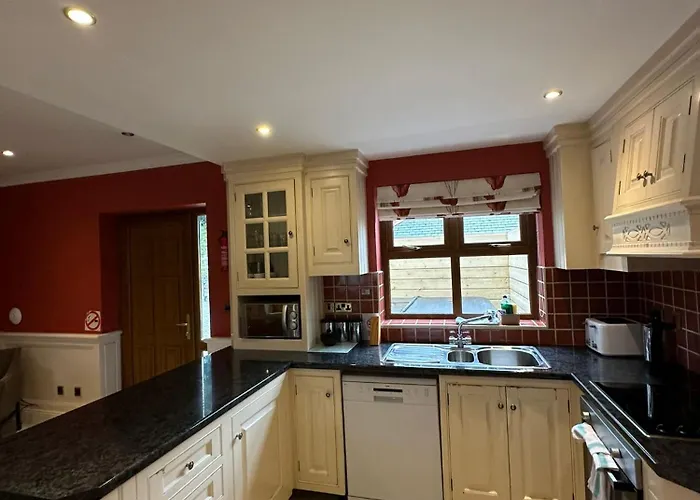 7 Clos Na Feirme Four Bedroom House With Hot Tub Сasa de vacaciones *